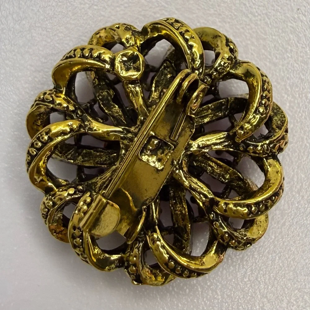 Vintage-Style Pink Crystal Floral Brooch NWOT